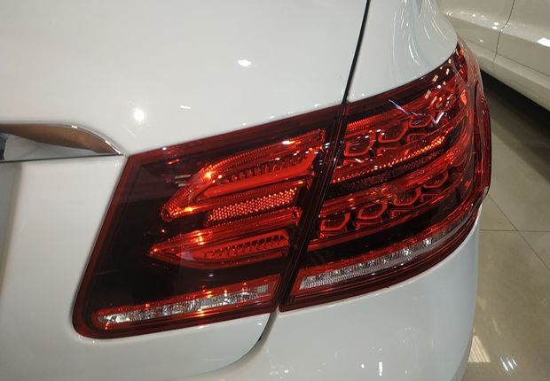 奔驰E级Coupe E200 [进口] 2016款 2.0T 自动 灵动版轿跑 