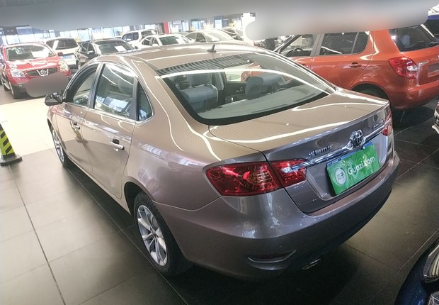 中华H530 2011款 1.6L 自动 豪华型 (国Ⅳ) 