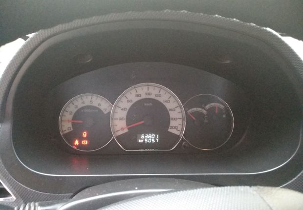 五菱宏光 2013款 1.5L 手动 7座 标准型 