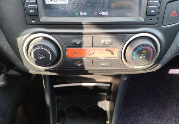 日产轩逸 2012款 1.6L 手动 XE舒适版经典款 (国Ⅳ) 