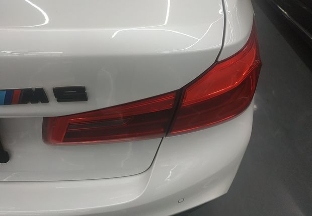 宝马5系 530Li 2018款 2.0T 自动 汽油 xDrive-M运动套装改款 (国Ⅴ) 