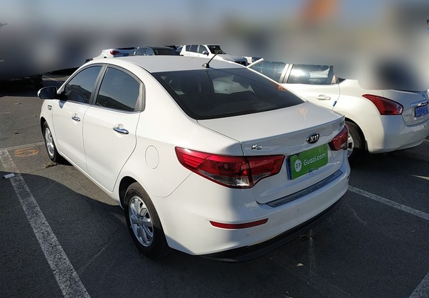 起亚K2 2015款 1.4L 自动 4门5座三厢车 GLS (国Ⅳ) 