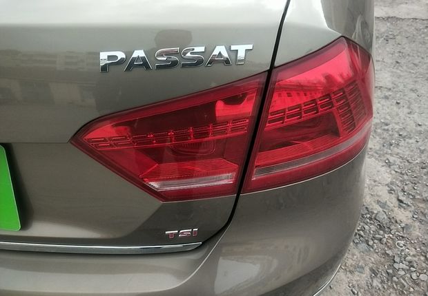 大众帕萨特 2014款 2.0T 自动 汽油 至尊版 (国Ⅳ) 