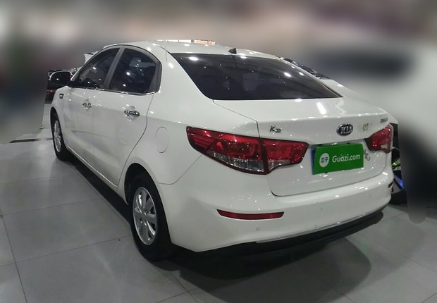 起亚K2 2015款 1.4L 手动 4门5座三厢车 GLS (国Ⅳ) 