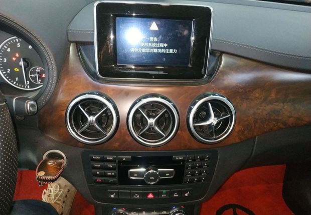 奔驰B级 B200 [进口] 2012款 1.6T 自动 汽油 