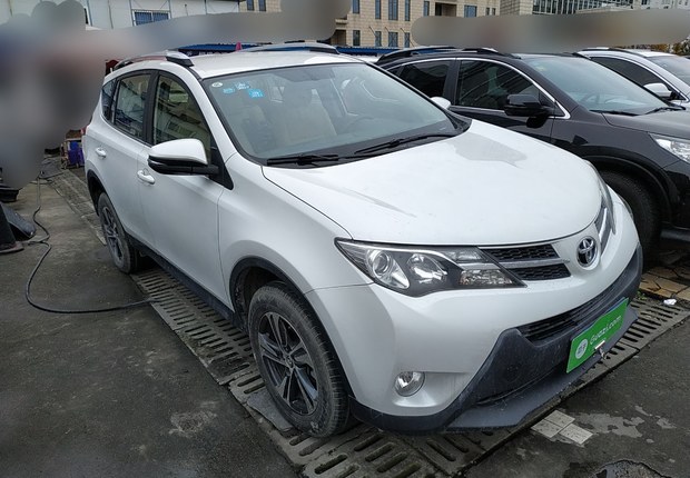 丰田RAV4 2015款 2.0L 自动 前驱 都市版 (国Ⅴ) 