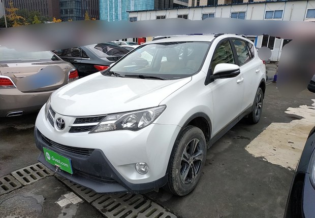 丰田RAV4 2015款 2.0L 自动 前驱 都市版 (国Ⅴ) 