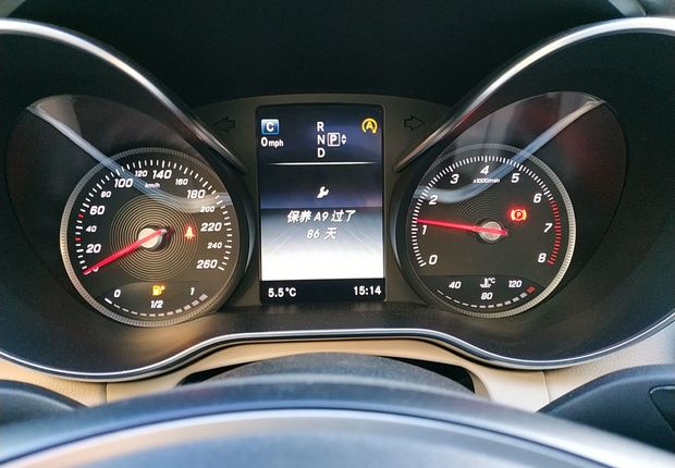 奔驰C级 C200L 2015款 2.0T 自动 运动型 (国Ⅴ) 