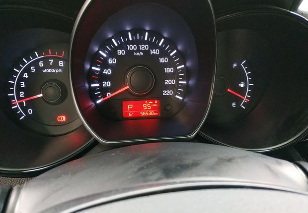 起亚K2 2015款 1.4L 自动 4门5座三厢车 GLS (国Ⅳ) 