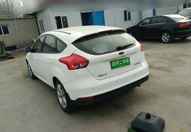 福特福克斯 2015款 1.6L 手动 5门5座两厢车 舒适型 (国Ⅴ) 