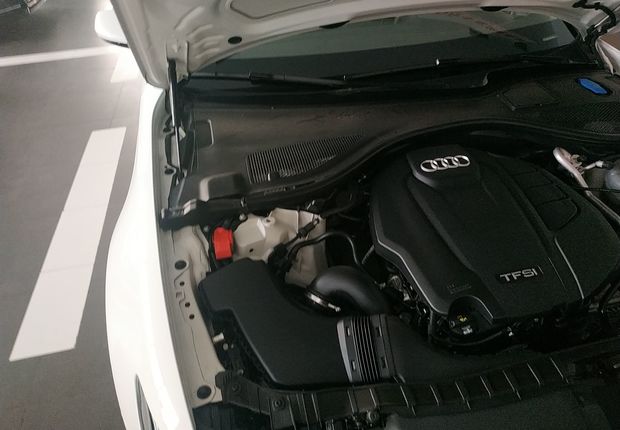 奥迪A6旅行 Avant [进口] 2017款 2.0T 自动 汽油 Sport运动型 