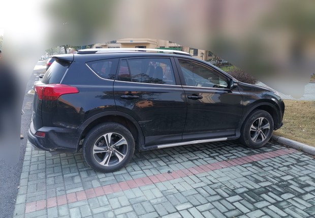 丰田RAV4 2015款 2.0L 自动 前驱 风尚版 (国Ⅴ) 