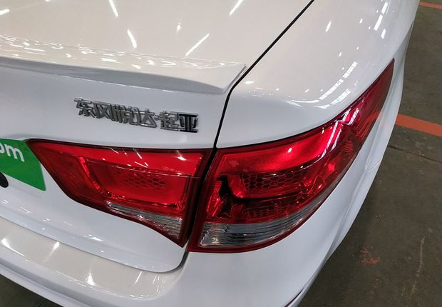 起亚K2 2015款 1.4L 自动 4门5座三厢车 GLS (国Ⅳ) 