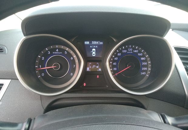 现代朗动 2015款 1.6L 自动 GLX领先型 (国Ⅳ) 