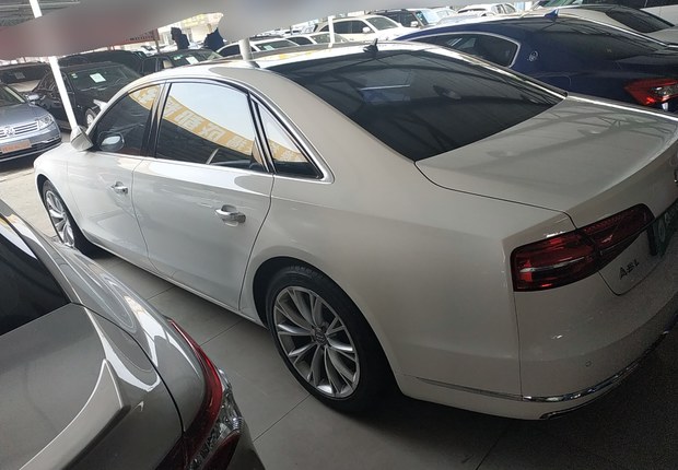 奥迪A8L 45 [进口] 2014款 3.0T 自动 汽油 专享型 