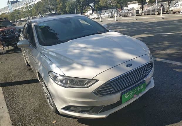 福特蒙迪欧 2017款 1.5T 自动 EcoBoost180豪华型 (国Ⅴ) 