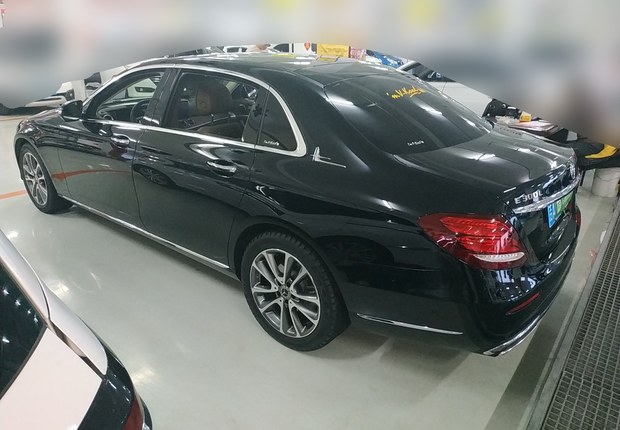 奔驰E级 E300L 2018款 2.0T 自动 汽油 豪华型 (国Ⅴ) 