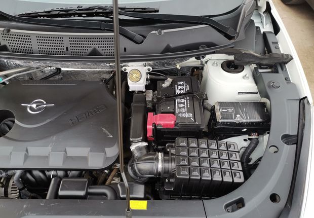 海马S5 2015款 1.6L 手动 前驱 智能豪华型 (国Ⅴ) 