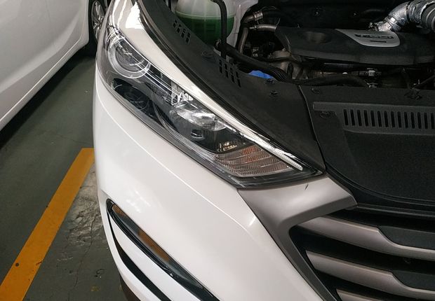 现代途胜 2015款 1.6T 自动 前驱 智能型 (国Ⅴ) 