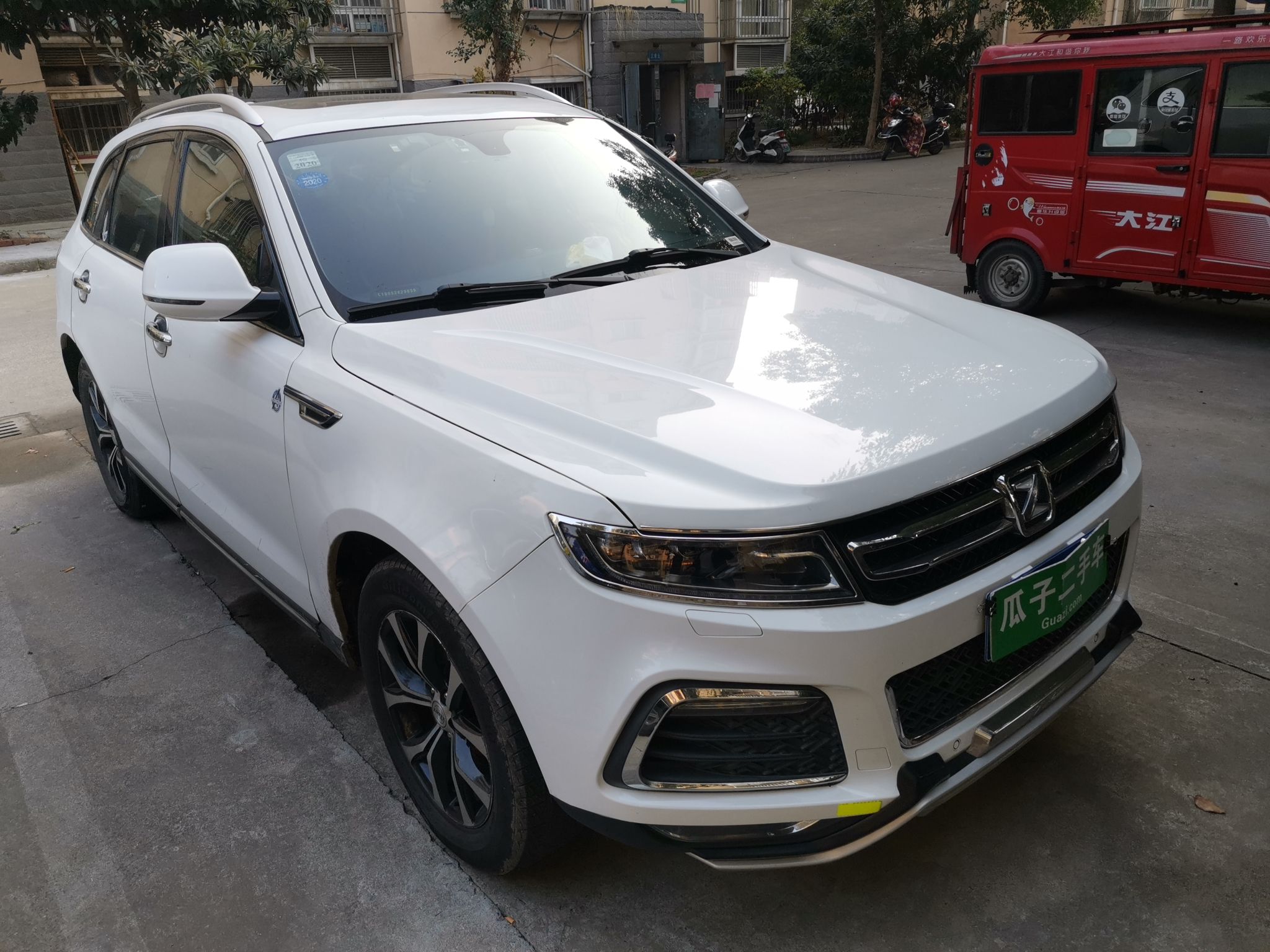 众泰T600 2016款 2.0T 自动 前驱 豪华型 (国Ⅳ) 