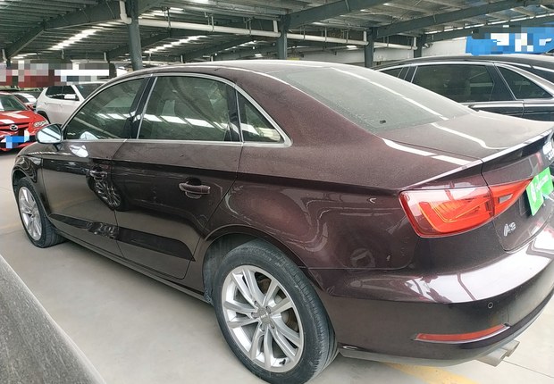 奥迪A3 35TFSI 2014款 1.4T 自动 舒适型Limousine (国Ⅳ) 