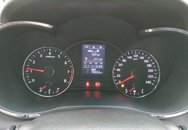 起亚K3 2013款 1.6L 手动 GLS (国Ⅳ) 