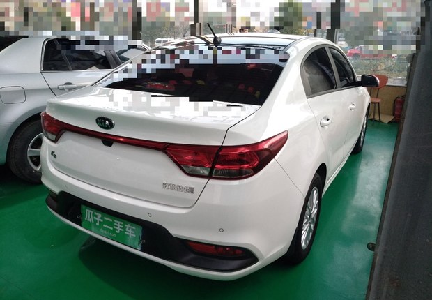 起亚K2 2017款 1.4L 自动 4门5座三厢车 GLS-15周年纪念版 (国Ⅴ) 