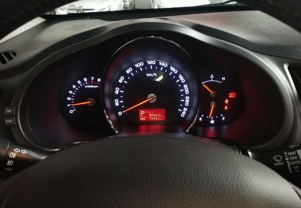 起亚智跑 2012款 2.0L 自动 前驱 GLS (国Ⅳ) 