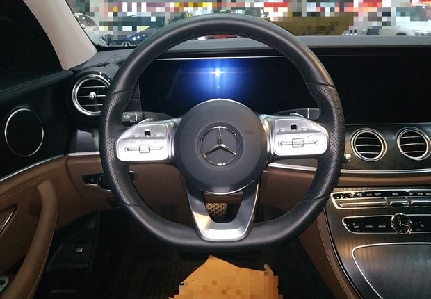 奔驰E级 E300L 2019款 2.0T 自动 汽油 豪华型 (国Ⅵ) 