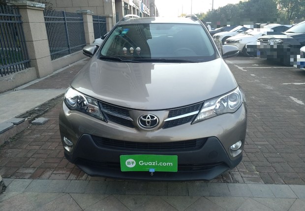 丰田RAV4 2015款 2.0L 自动 前驱 风尚版 (国Ⅴ) 