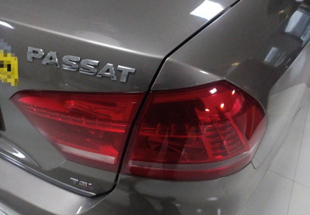 大众帕萨特 2013款 1.8T 自动 汽油 至尊版 (国Ⅳ) 