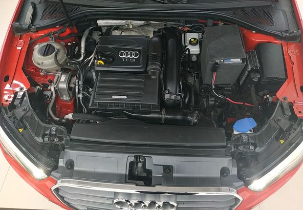 奥迪A3 35TFSI 2014款 1.4T 自动 汽油 舒适型Sportback (国Ⅳ) 