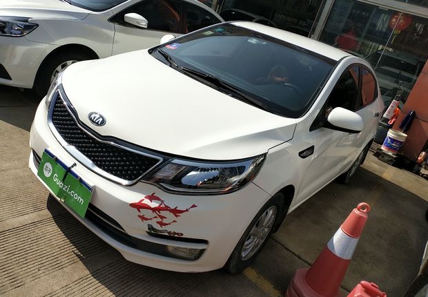 起亚K2 2015款 1.4L 手动 4门5座三厢车 GLS (国Ⅳ) 