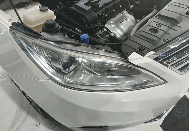 长安逸动 2015款 1.6L 手动 豪华型 (国Ⅴ) 