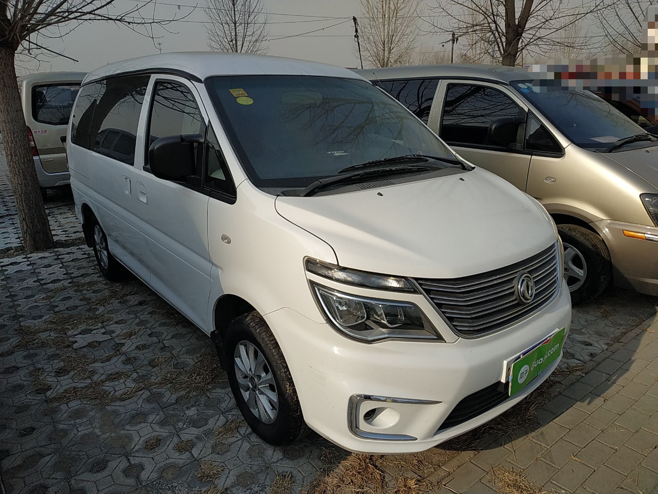 东风菱智 m5 2017款 1.6l 手动 7座 舒适型