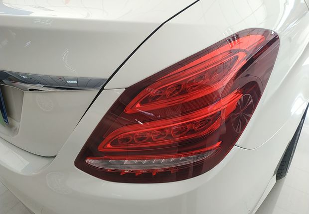 奔驰C级 C300L 2015款 2.0T 自动 运动型 (国Ⅴ) 