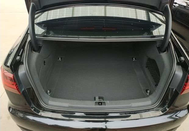 奥迪A6L 30FSI 2017款 2.5L 自动 舒适型 (国Ⅴ) 