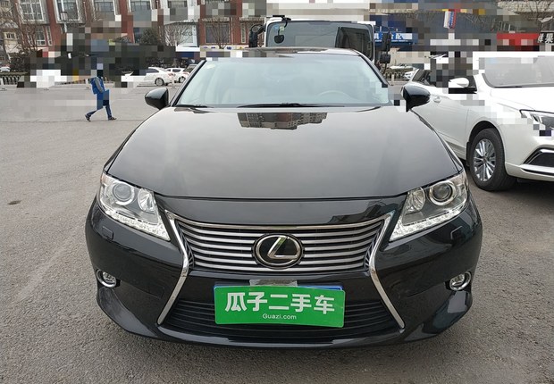 雷克萨斯ES 250 [进口] 2014款 2.5L 自动 典雅版 (欧Ⅳ) 