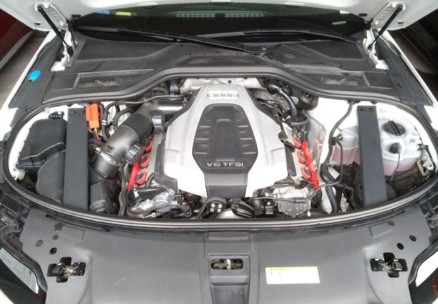奥迪A8L 45 [进口] 2014款 3.0T 自动 汽油 专享型 