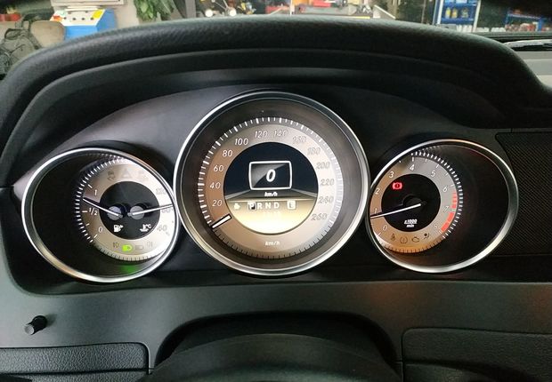 奔驰C级 C200 2010款 1.8T 自动 优雅型 (国Ⅳ) 