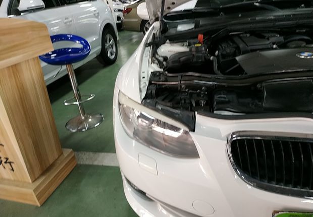 宝马3系敞篷 320i [进口] 2011款 2.0L 自动 汽油 