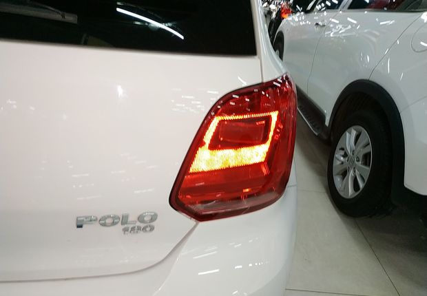 大众POLO 2018款 1.5L 自动 5门5座两厢车 安驾版 (国Ⅴ) 
