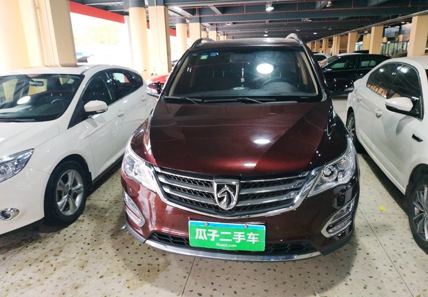 宝骏560 2016款 1.8L 自动 豪华型 (国Ⅴ) 