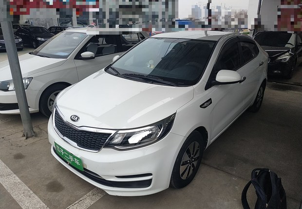 起亚K2 2015款 1.4L 自动 4门5座三厢车 GLS (国Ⅳ) 