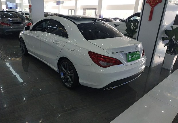 奔驰CLA级 CLA200 [进口] 2018款 1.6T 自动 汽油 动感型 