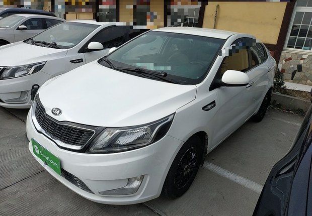 起亚K2 2011款 1.4L 手动 4门5座三厢车 GLS (国Ⅳ) 