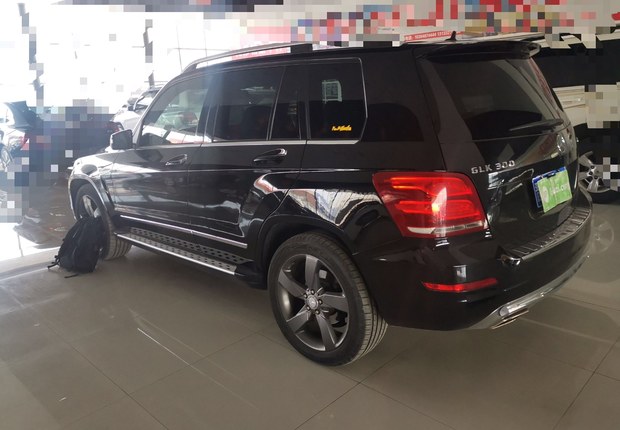 奔驰GLK GLK300 2013款 3.0L 自动 汽油 豪华型 (国Ⅳ) 