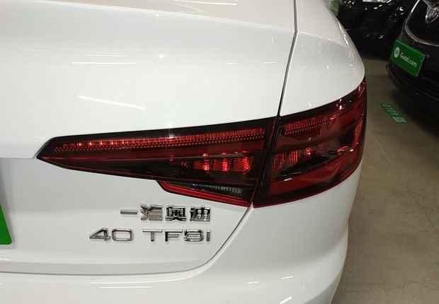 奥迪A4L 2019款 2.0T 自动 进取型 (国Ⅴ) 