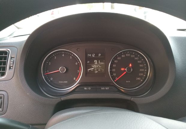 大众POLO 2014款 1.6L 自动 5门5座两厢车 舒适版 (国Ⅴ) 