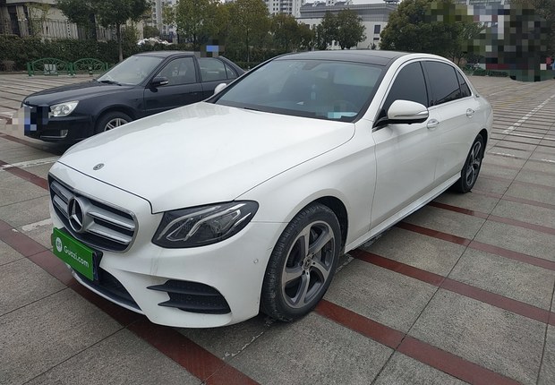 奔驰E级 E300L 2018款 2.0T 自动 汽油 运动豪华型改款 (国Ⅴ) 